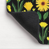 黄色のデイジーコレクションオンブラック マウスパッド (コーナー)