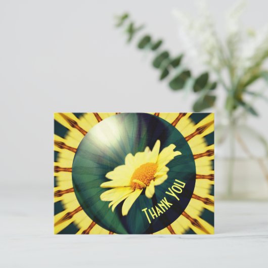 黄色のデイジー・アブストラクト・フラワーの感謝ポストカード ポストカード (スタンド正面)