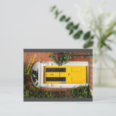 黄色のドア ポストカード (スタンド正面)