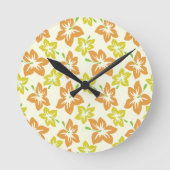 黄色のハイビスカス、オレンジのハイビスカス、フローラルパターン ラウンド壁時計 (正面)