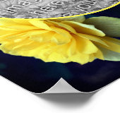 黄色のバラの開花フレーム自分の写真を作成 ポスター (角)