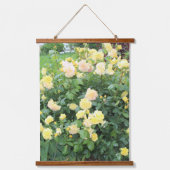 黄色のバラ 吊り下げ型タペストリー (正面)