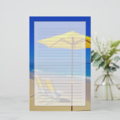 黄色のビーチの傘と椅子が手付きのまま 便箋 (スタンド正面)