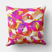 黄色のピクセル化された上の色とピンクの六角形 クッション (裏面)