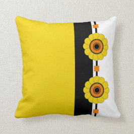 黄色のブロック色とフローラ クッション