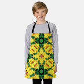 黄色のベニバナパターン エプロン (着用した状態)