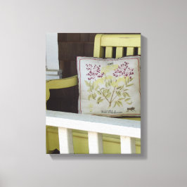 黄色のベンチと枕 – マーサのブドウ畑 キャンバスプリント