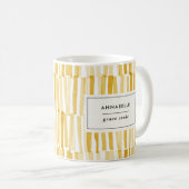 黄色のモダン抽象芸術パタパーソナライズされたーン コーヒーマグカップ (正面右)
