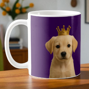 黄色のラブラドール子犬の金ゴールドクラウンかわいい コーヒーマグカップ
