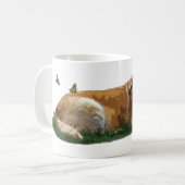 黄色のラブラドール混合品種ドッグコーヒーマグ コーヒーマグカップ (正面左)