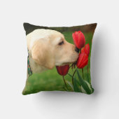 黄色のラブラドール – 時間を取る クッション (裏面)