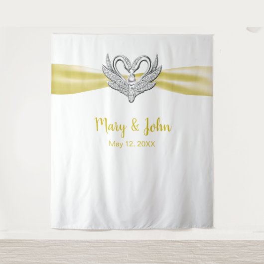 黄色のリボン 銀の白鳥 結婚式 背景 タペストリー (正面)