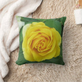 黄色のローズフォトピロー自然愛好家ガーデナー クッション (ブランケット)