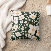 黄色の中央に白い花と緑の背景 クッション (ブランケット)