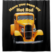 黄色の古いロードスターと前面の窓を切った シャワーカーテン (正面)