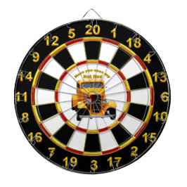 黄色の古いロードスターと金ゴールドブラックフォイルデザイン ダーツボード