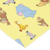 黄色の可愛いサファリの動物のパターン – キリン，エレフ ショートテーブルランナー (コーナー)