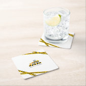 黄色の建築ダンプトラックのパーティー供給 スクエアペーパーコースター (インサイチュ)