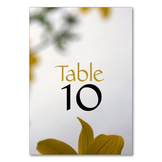 黄色の春の花(数値を2にカスタマイズ変更) テーブルナンバー (正面)