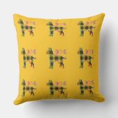 黄色の格子模様の犬　黄色 アウトドアクッション (裏面)