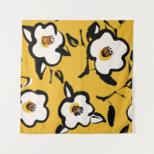 黄色の椿、スケッチーフローラヴィンテージ。 タペストリー (正面(横))