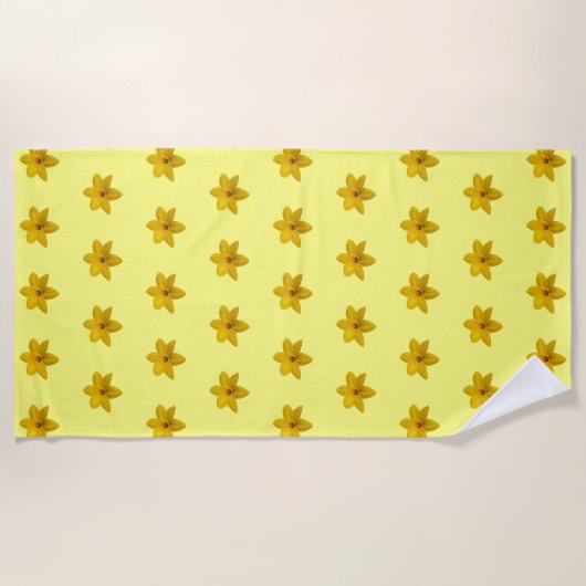 黄色の水仙の花の継ぎ目のないパターンがオン ビーチタオル (正面)