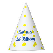 黄色の水玉模様のパターンモノグラム3歳の誕生日 パーティーハット (正面)