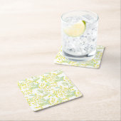 黄色の水色ミモサ花パターン スクエアペーパーコースター (インサイチュ)
