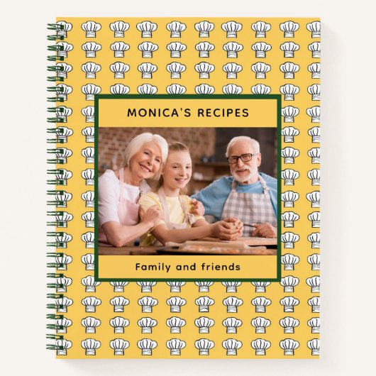 黄色の白いシェフ帽子のパターン名の写真 ノートブック (正面)