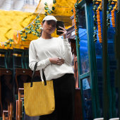 黄色の矢印 トートバッグ