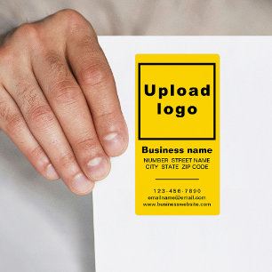 黄色の肖像発送ラベル上のビジネスブランド ラベル
