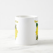 黄色の花で会うミツバチたち コーヒーマグカップ (中央)
