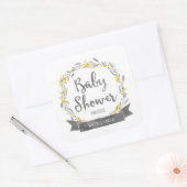 黄色の花と灰色の葉リース赤ちゃんシャワー スクエアシール (封筒)