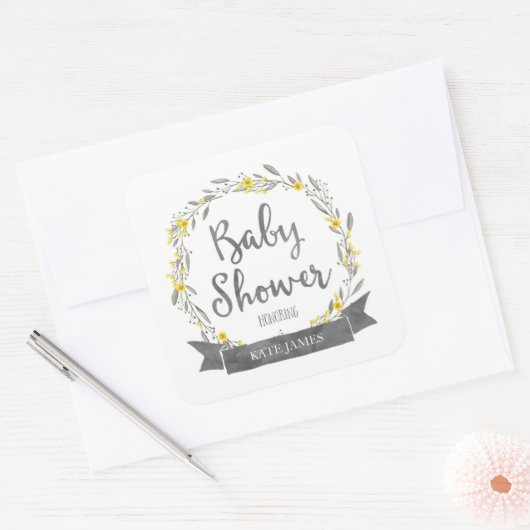 黄色の花と灰色の葉リース赤ちゃんシャワー スクエアシール (封筒)