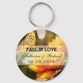 黄色の花と蝶の結婚式の引き出物キーチェーン キーホルダー (正面)