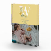 黄色の花誕生統計の誕生発表 フォトブロック (右)