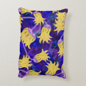 黄色の花：暗い背景の水のカラーアートワーク アクセントクッション (裏面(縦))