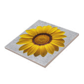 黄色の花、灰色の石の壁のテクスチャ背景 タイル (側面)