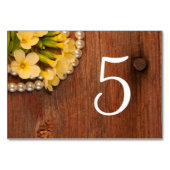 黄色の花、納屋の木の真珠の国の結婚式 テーブルナンバー (裏面)