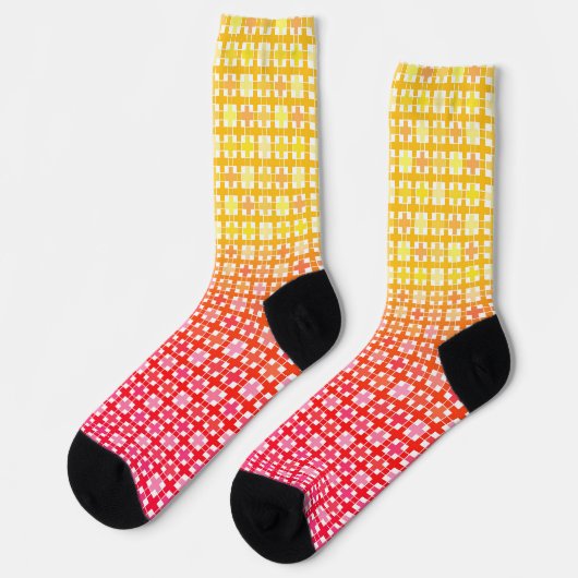 黄色の赤のグラデーションの格子模様 ソックス (左)