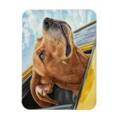 黄色の車に乗った幸せな犬のアートプリント マグネット (縦)