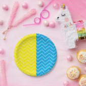 黄色の青い白い山形の色のブロックパターン ペーパープレート (パーティー)