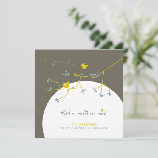 黄色の鳥の家族の新しい巣の木の家に移動 案内状 (スタンド正面)