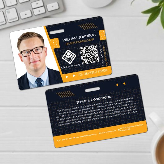 黄色のQRコード写真付きIDバッジ | 法人社員 バッジ