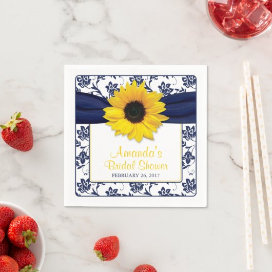 黄色ひまわりネイビーパーソナライズされたブルー結婚ズ スタンダードカクテルナプキン (インサイチュ)
