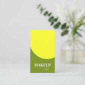黄色エレガントと緑のQRコードメイクアップアーティスト 名刺 (スタンド正面)