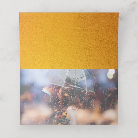 黄色エレガント質感モノグラム結婚の写真 プレイスカード (内部開封)