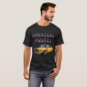 黄色クラシックアメリカンマッスルカー Tシャツ (正面フル)