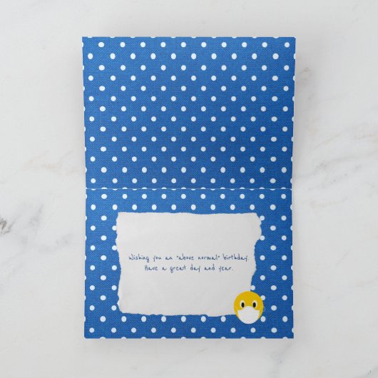 黄色スマイル顔と医療用マスク誕生日 カード (内部)