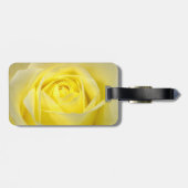黄色バラのクローズアップ ラゲッジタグ (裏面横)